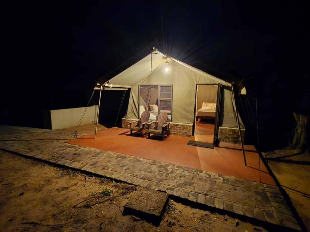 Kigeni Safari Lodge & Spa 法尔瓦特 客房 照片
