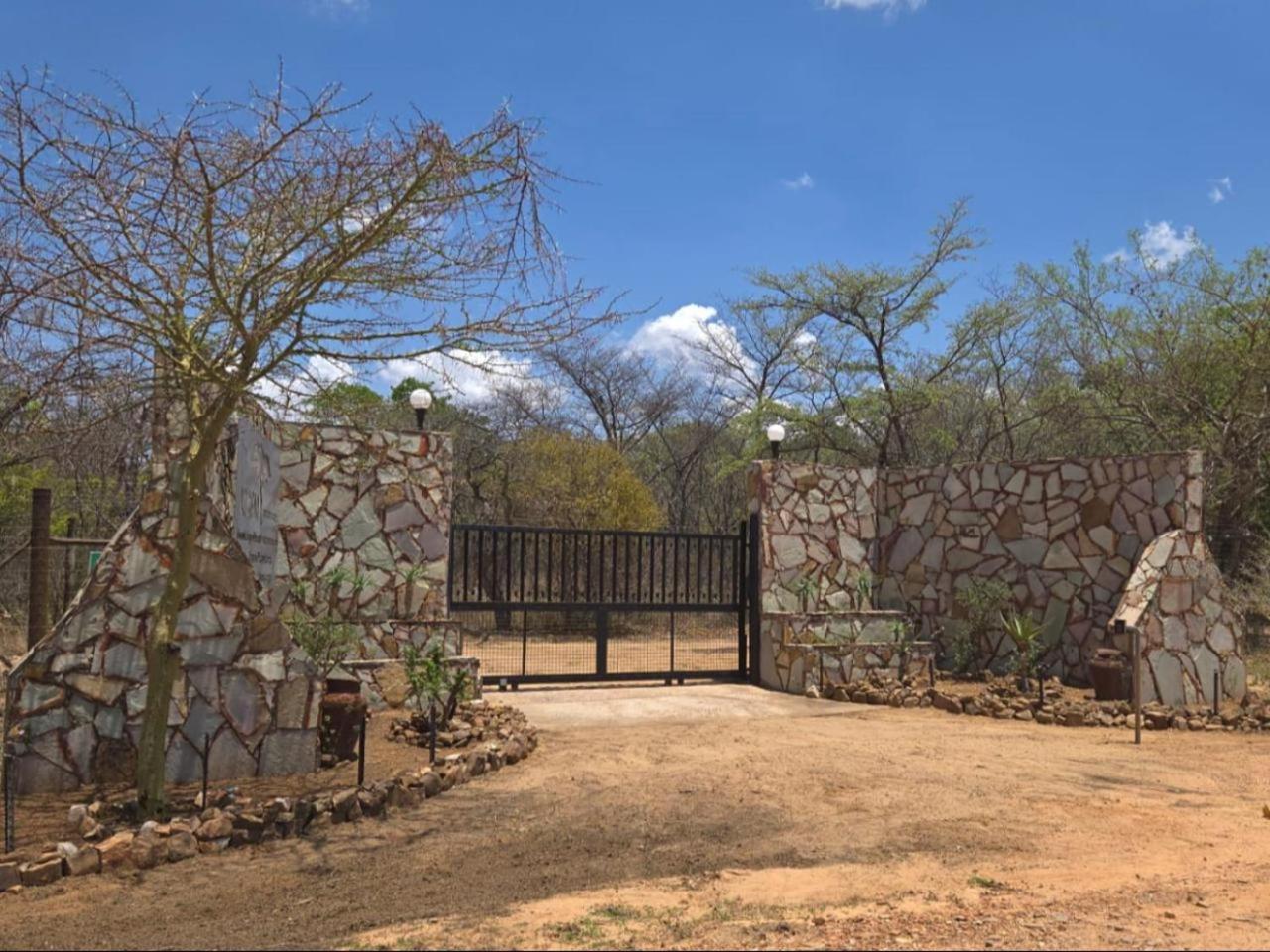Kigeni Safari Lodge & Spa 法尔瓦特 外观 照片