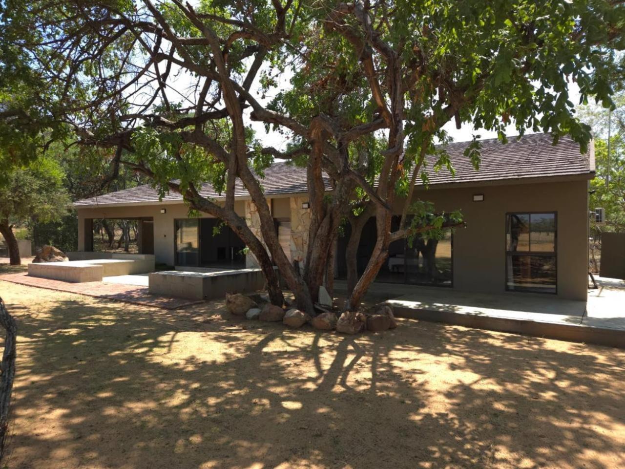 Kigeni Safari Lodge & Spa 法尔瓦特 外观 照片