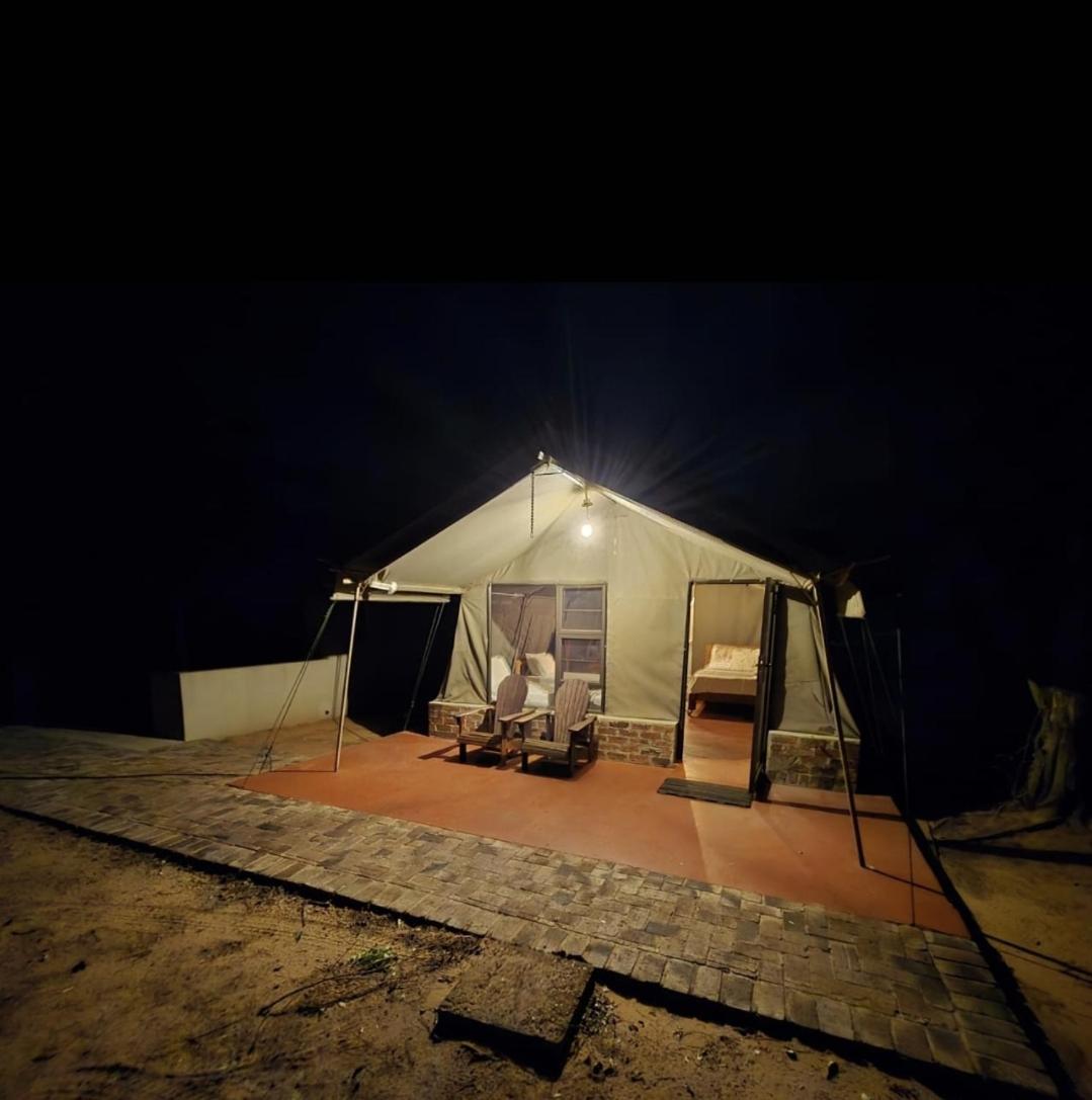 Kigeni Safari Lodge & Spa 法尔瓦特 外观 照片