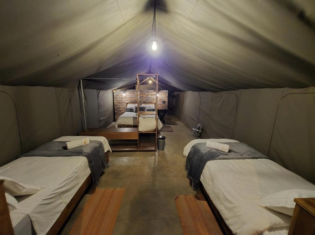 Kigeni Safari Lodge & Spa 法尔瓦特 外观 照片